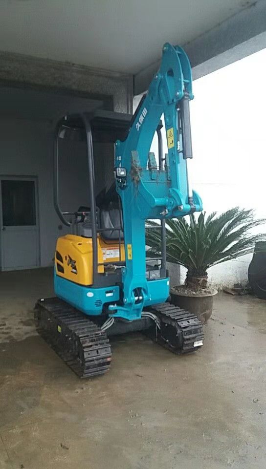 挖掘机行走马达.jpg 挖掘机行走马达.jpg