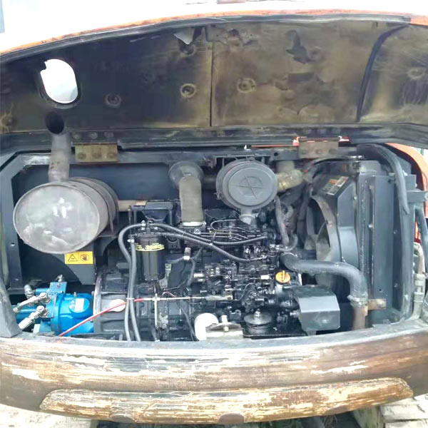 挖掘机风道.jpg 挖掘机风道.jpg