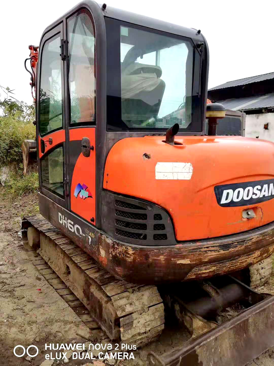 液压挖掘机.jpg 液压挖掘机.jpg