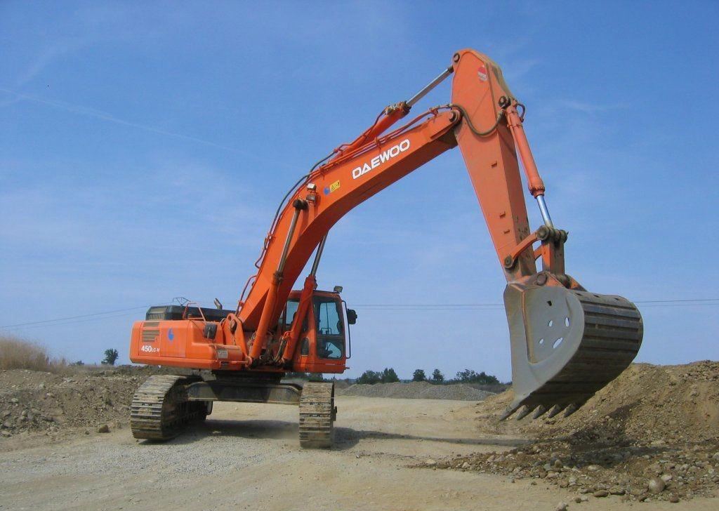 二手挖掘机.jpg 二手挖掘机.jpg